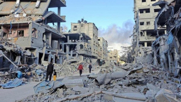 Encontrados 450 quilos de bombas por deflagrar em escolas de Gaza