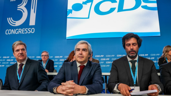 CDS-PP: Nuno Melo mantém todos os atuais vice-presidentes na comissão política