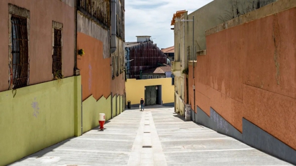 Rua do centro histórico do Porto nomeada para prémio de arquitetura
