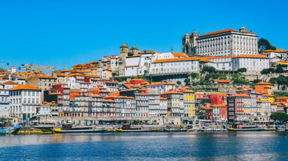 Universidade oferece curso de português a partir de viagem pelo coração do Porto