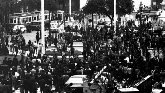 O 25 de Abril de 1974 também se fez no Porto