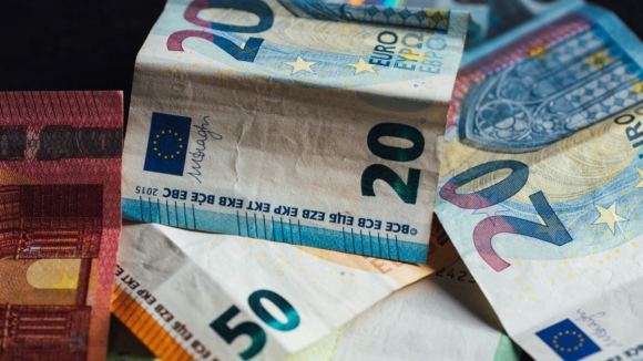 Portugal é o 5.º país da UE com o salário médio mais baixo