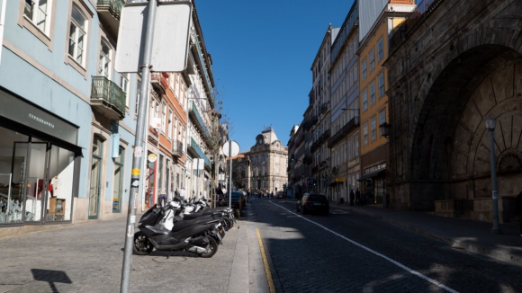 Adiados condicionamentos de trânsito na baixa do Porto previstos a partir de segunda-feira