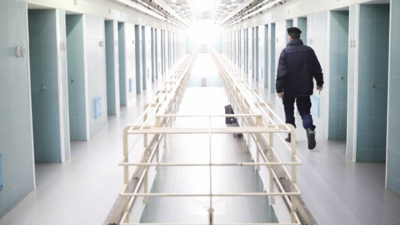 Sindicato dos técnicos das prisões marca greve para cinco serviços no Norte do país