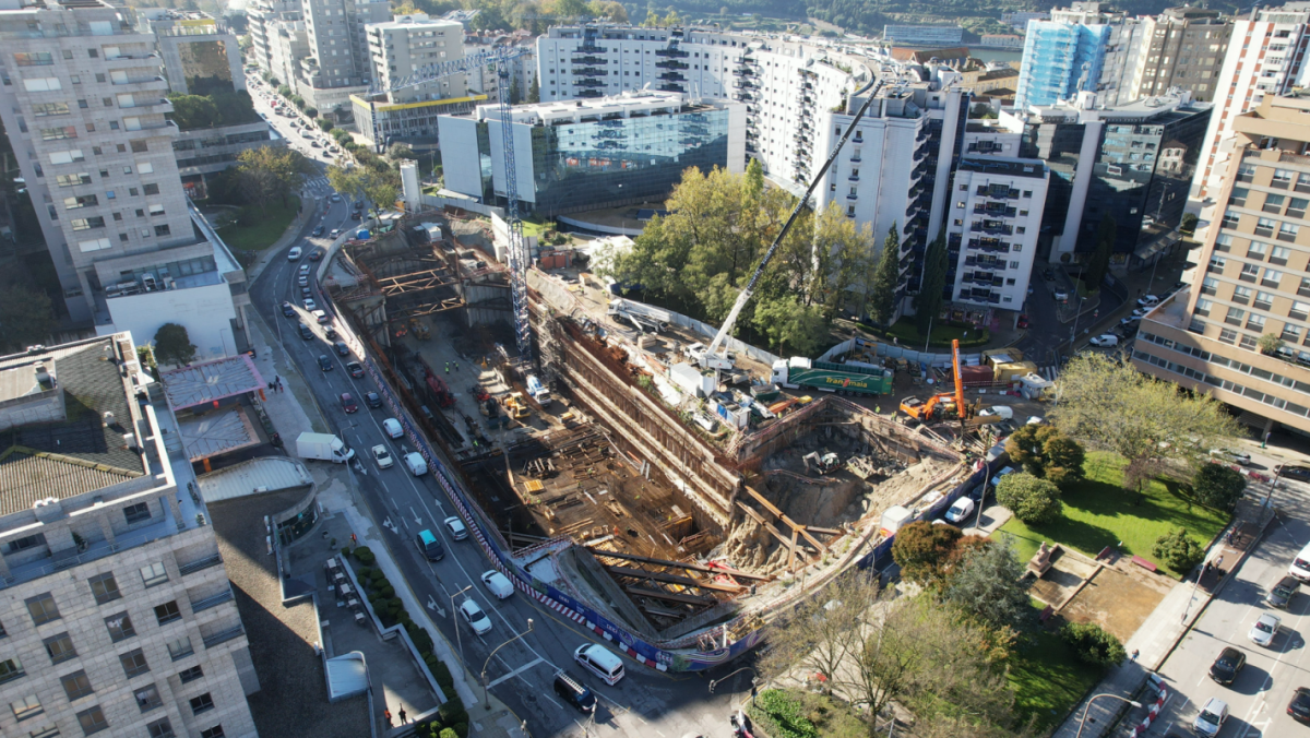 Obras Metro Do Porto T Nel Na Pra A Da Galiza J Come Ou A Ser Constru Do