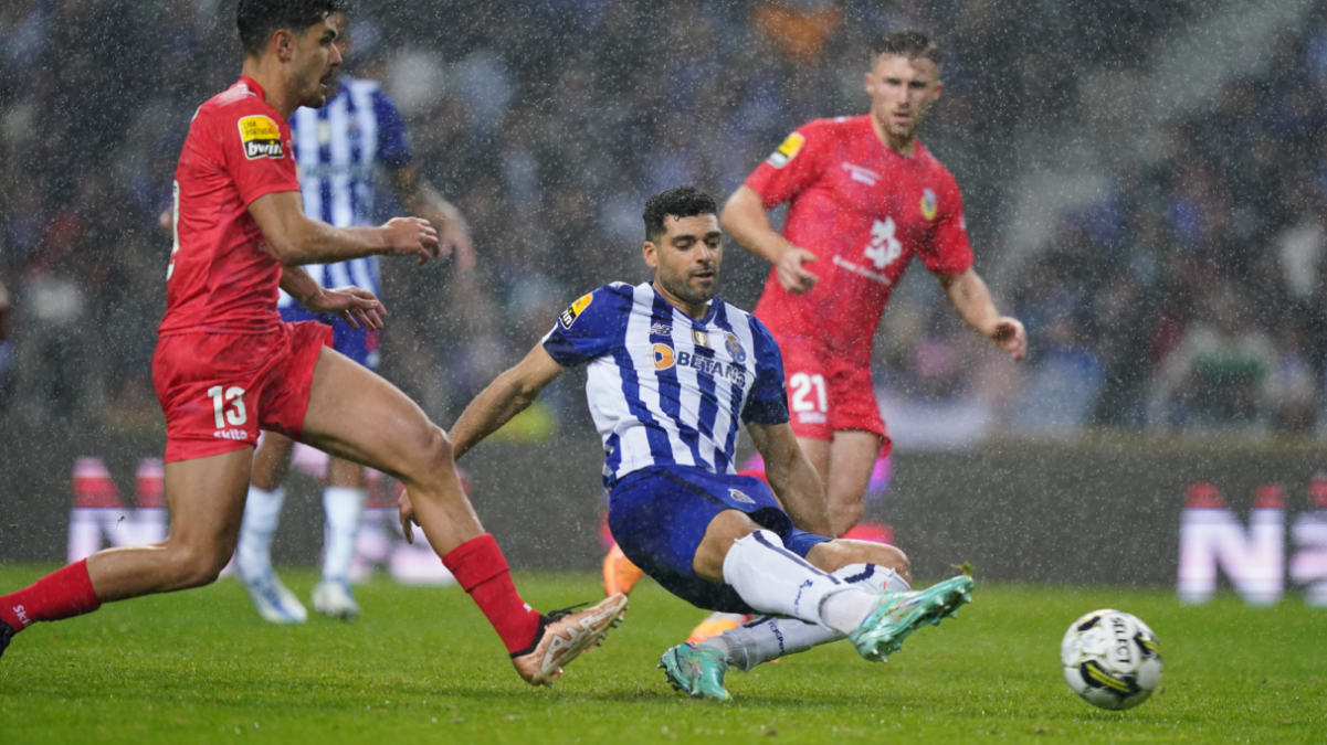 FC Porto Arouca Continua o festival de golos no Estádio do Dragão