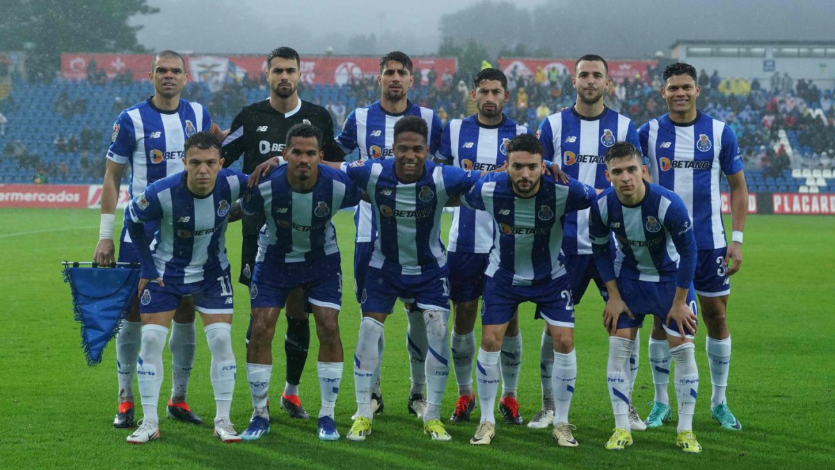 FC Porto Já é conhecido o onze para retomar a partida frente ao Santa