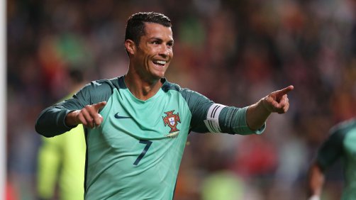 Cristiano Ronaldo no melhor 'onze' de sempre do Campeonato da Europa de futebol