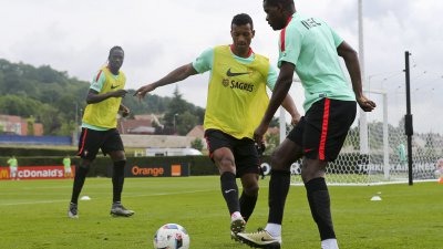 Veja as imagens do treino da seleção portuguesa deste sábado de manhã