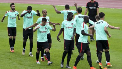 Veja as imagens do treino da seleção portuguesa deste sábado de manhã