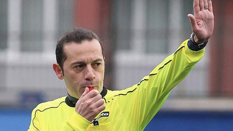 Turco Cüneyt Çakir vai arbitrar o Portugal-Islândia