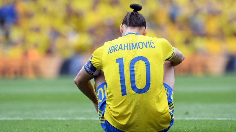 Zlatan Ibrahimovic anuncia fim da carreira internacional