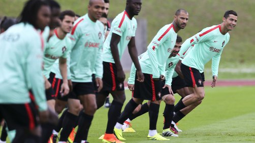 Pepe falha treino devido a lesão