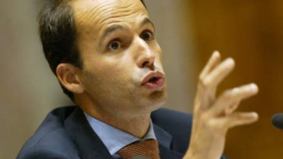 Pedro Mota Soares remete aumento do Salário Mínimo para 2.º semestre de 2014