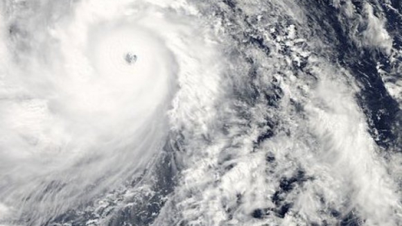 Sobe para 2.357 número de mortos nas Filipinas devido ao tufão Haiyan