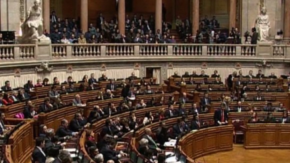 Bloco acusa Governo de criar novo imposto com aumento de descontos para ADSE