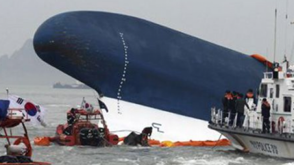 Presidente sul-coreana responsabiliza capitão de ferry afundado
