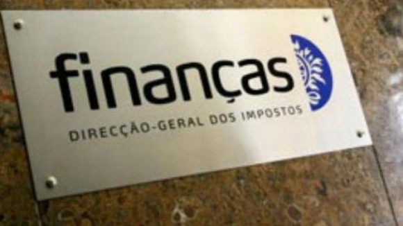 Governo promete fechar 50% das repartições de finanças até 31 de Maio