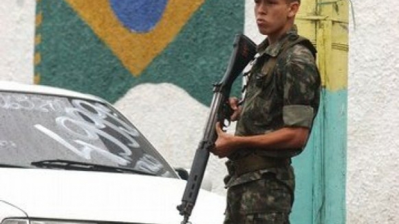 Brasil espalhou 30 mil soldados nas fronteiras com os 10 vizinhos