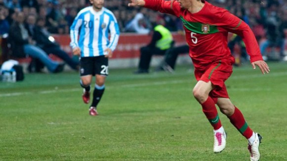 Fábio Coentrão confiante no apuramento de Portugal e em Ronaldo