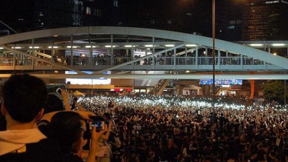 Governo de Hong Kong rompe negociações com estudantes