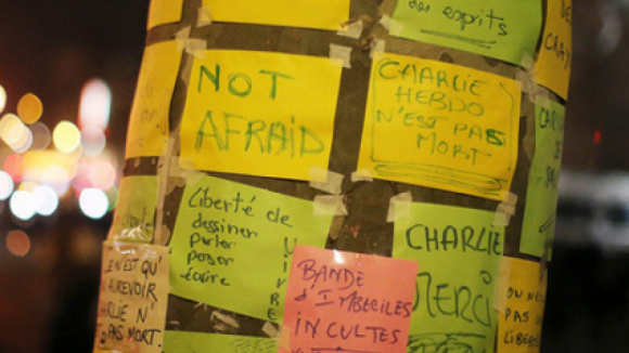 Parisienses querem enfrentar sem medo o terror