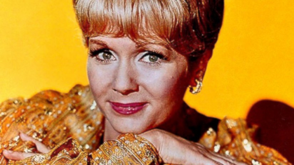 Morreu atriz Debbie Reynolds, mãe de Carrie Fisher, aos 84 anos
