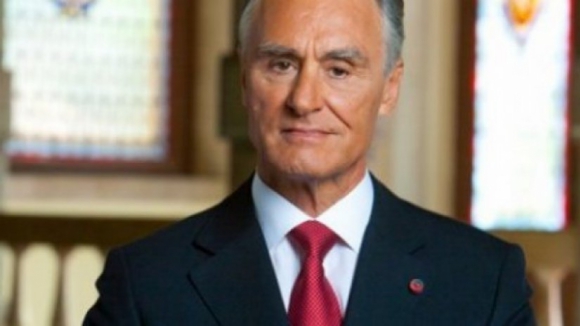 Cavaco Silva recorda "personalidade marcante e uma voz livre"