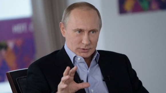 Vladimir Putin irá como independente às presidenciais russas de março de 2018