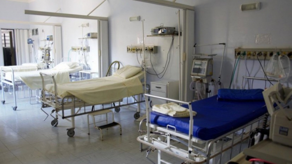 Covid-19: Número de doentes em cuidados intensivos subiu 27,1%