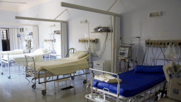 Covid-19: Área Metropolitana do Porto aloca 1,5 milhões de euros para equipamentos de hospitais