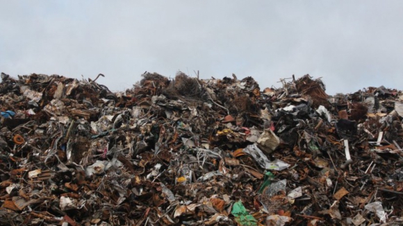 Lousada pede inspeção a aterro que importou resíduos industriais de Itália