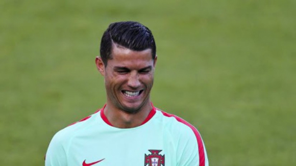 Cristiano Ronaldo falha jogo com a Croácia devido a lesão