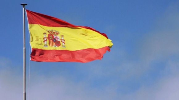 Covid-19: Espanha com novo estado de emergência que permitirá recolher obrigatório