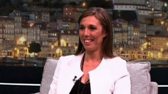 Baston&aacute;ria da Ordem dos Enfermeiros diz que as medidas do Governo "v&ecirc;m tarde"