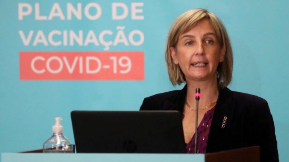 Ministra da Saúde admite fecho de escolas de imediato devido à pandemia do Covid-19