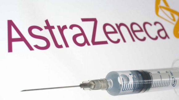 AstraZeneca/Oxford anuncia entregas da sua vacina abaixo do previsto na Europa