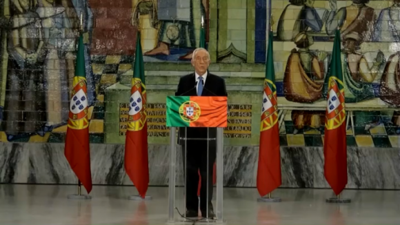 Marcelo &eacute; o primeiro a ganhar em todos os concelhos