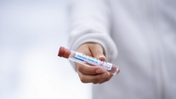 Cerca de 140 pessoas contraíram o vírus de Covid-19 depois de vacinadas na Madeira