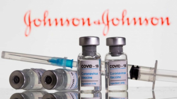 DGS publica norma para vacina da Janssen em pessoas acima dos 50 anos