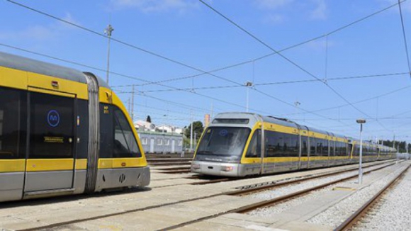 Concurso para a segunda linha de Vila Nova de Gaia do Metro do Porto recebeu 11 propostas