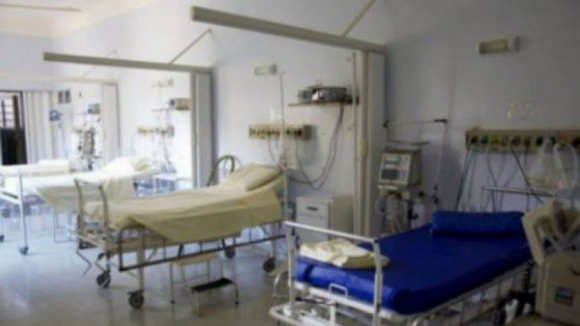 Ocupação de cuidados intensivos atinge 55% do limite crítico de 245 camas