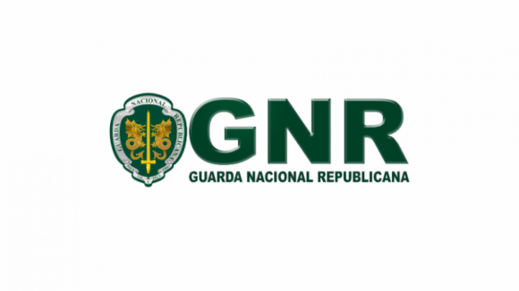 GNR encerra festa ilegal com mais de 100 pessoas em Esposende