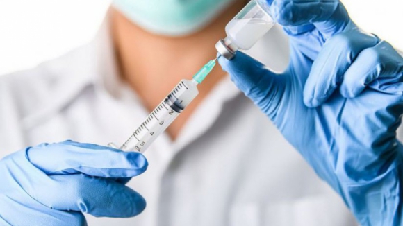 Um total de 66% da população com a vacinação contra a Covid-19 completa em Portugal