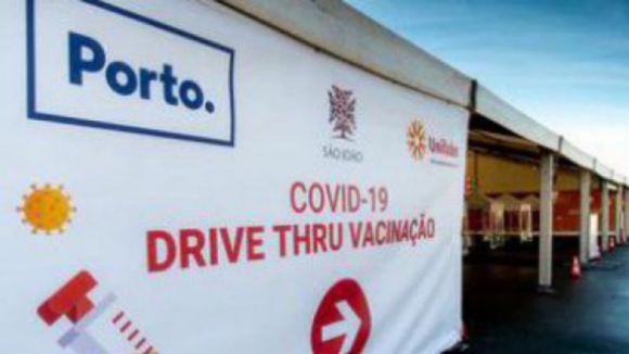 ARS Norte confirma que eficácia das vacinas administradas no Queimódromo do Porto não foi afetada