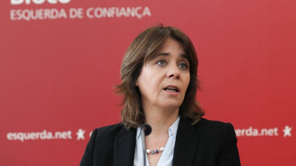 Catarina Martins diz que Governo "talvez queira" uma crise política