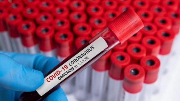 Ómicron responsável por quase 90% das infeções de Covid-19 em Portugal 