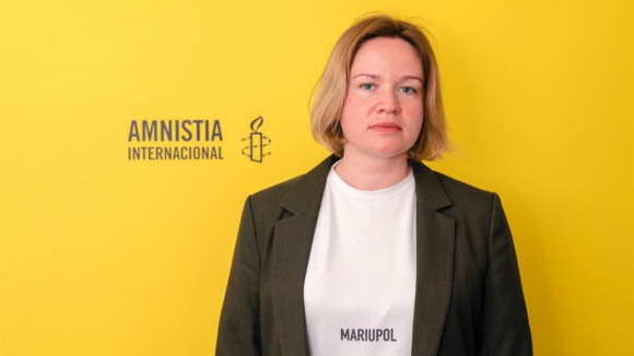 Diretora da Amnistia Internacional na Ucrânia demite-se após relatório polémico