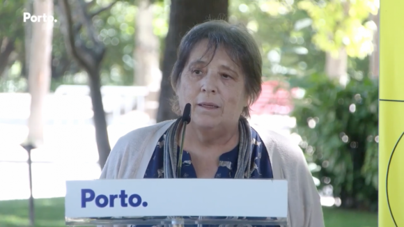 "Uma das mais notáveis poetas, tradutoras e académicas portuguesas." Câmara do Porto lamenta morte de Ana Luísa Amaral