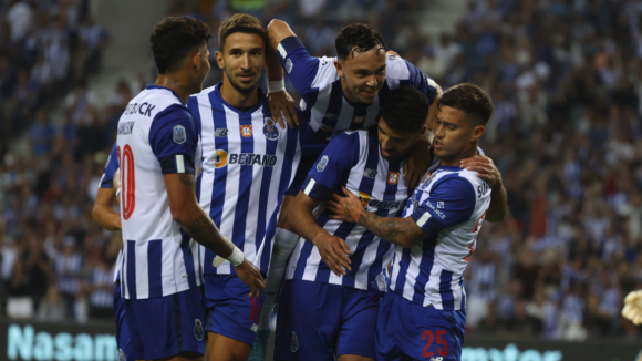 FC Porto vs CS Marítimo: Confira o onze inicial dos "Dragões"